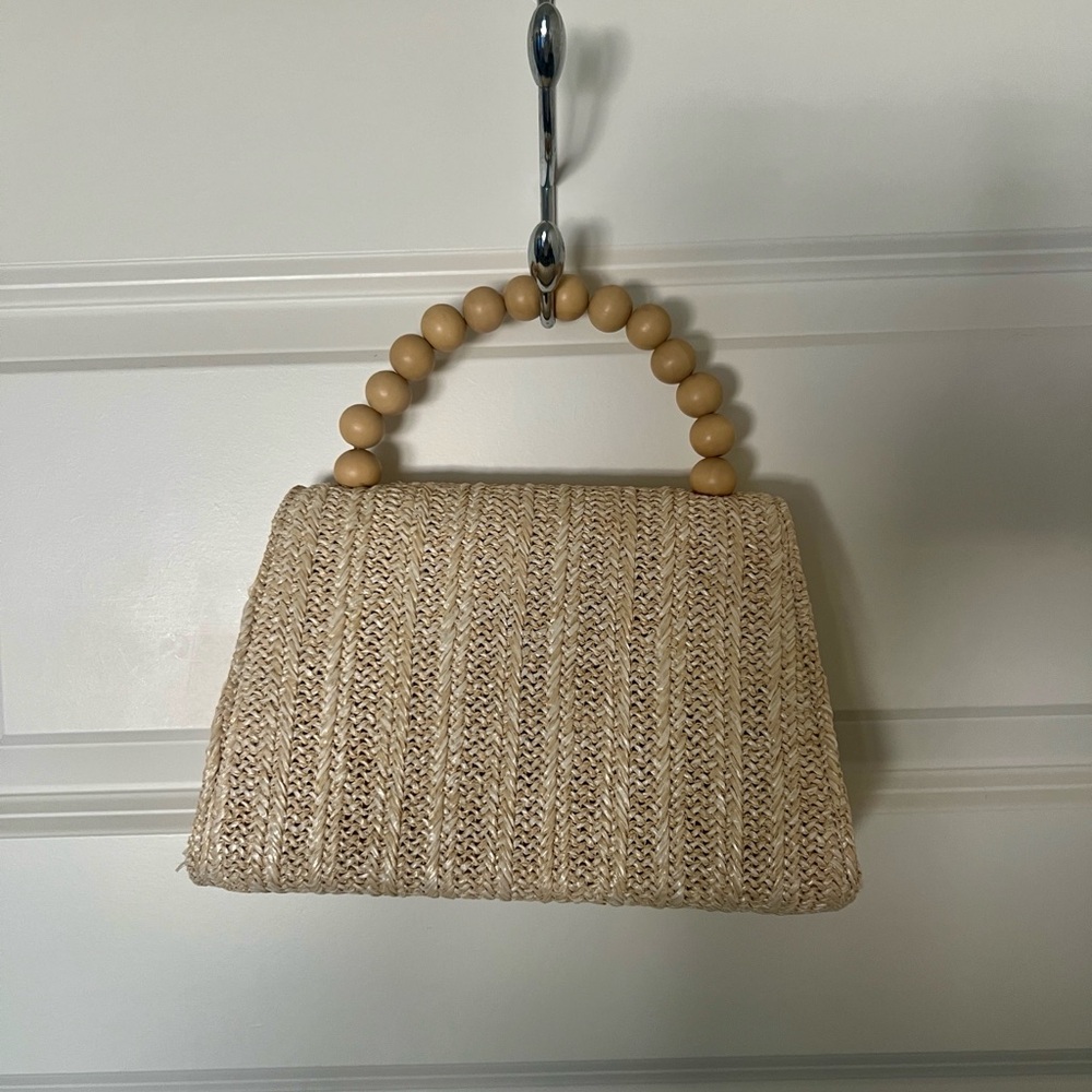 Beaded-Handle Straw Crossbody Bag in Natural - Picture 4 of 8
